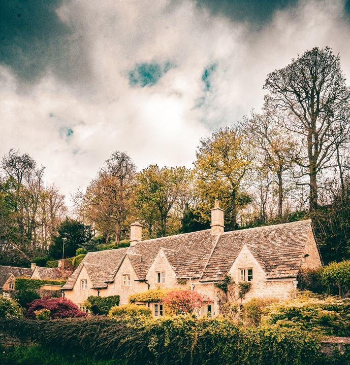 United Kingdom — landscape photograph by Akhila Sankar