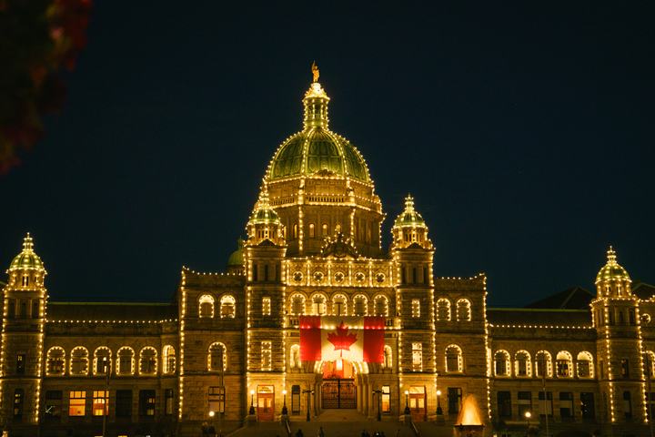 Victoria — landscape photograph by Akhila Sankar
